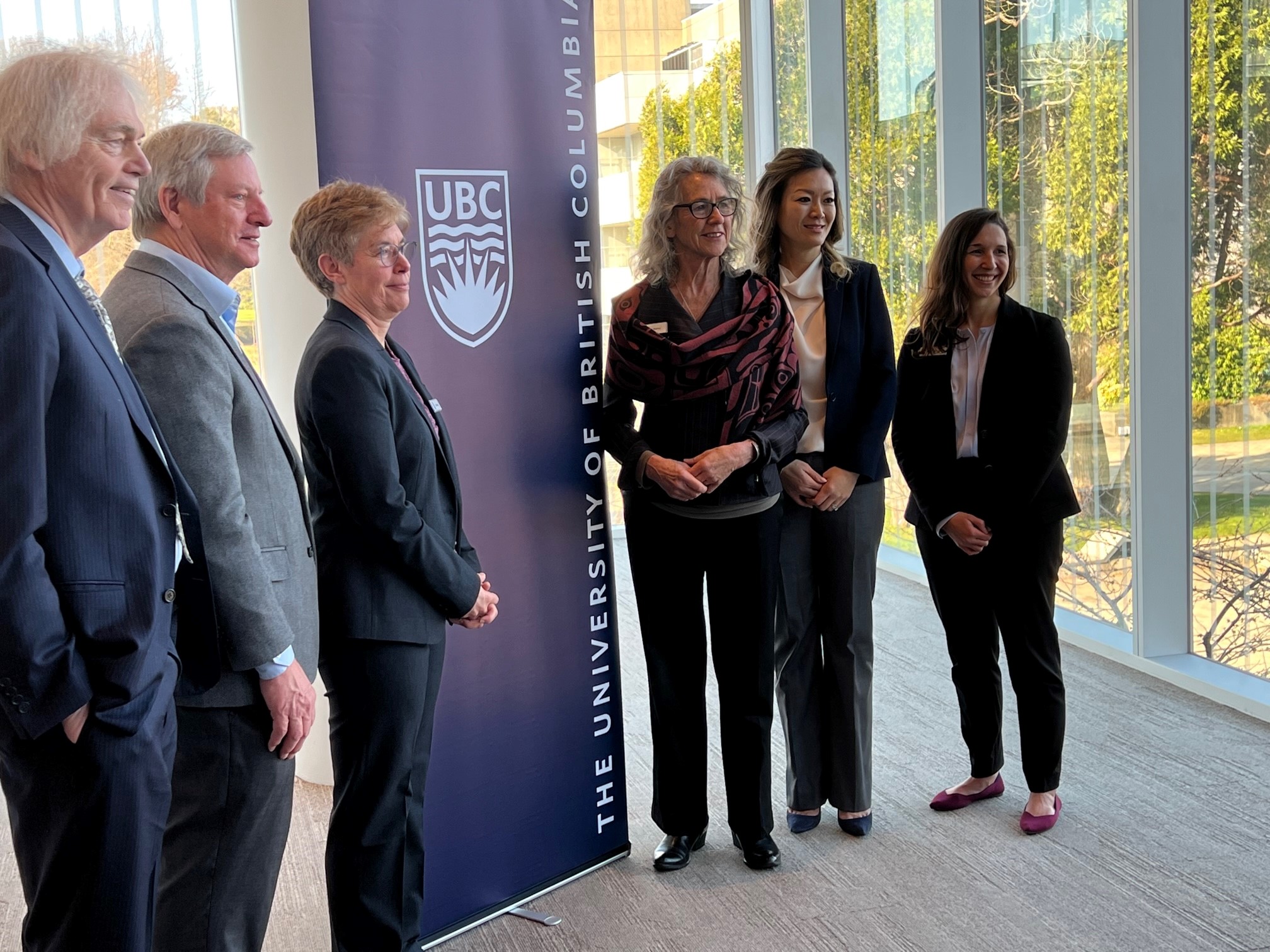 From left to right: Dr. Pieter Cullis, professor of biochemistry & molecular biology, faculty of medicine, UBC; Dr. Robert McMaster, vice dean, research, faculty of medicine, UBC; Dr. Gail Murphy, vice-president, research & innovation, UBC; The Honourable Joyce Murray, Minister of Fisheries, Oceans and the Canadian Coast Guard; Dr. Michelle Wong, executive director, Canada's Immuno-Engineering and Biomanufacturing Hub; Dr. Véronique Lecault, chief operating officer, AbCellera.